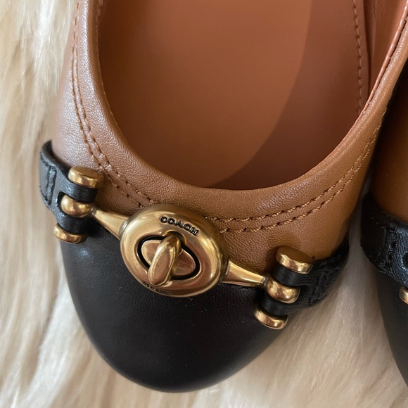 Brand New COACH Leila Flats - Saddle Brown and Black - Size 5B - Picture 4 of 9